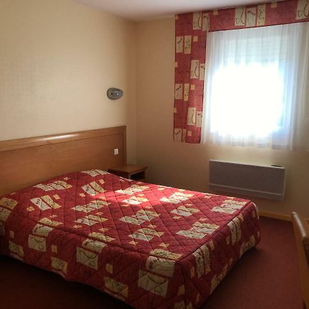 Hotel La Colombiere Cantal มัสซิแยค ภายนอก รูปภาพ