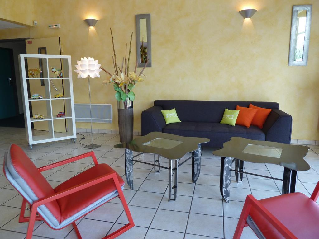 Hotel La Colombiere Cantal มัสซิแยค ภายนอก รูปภาพ