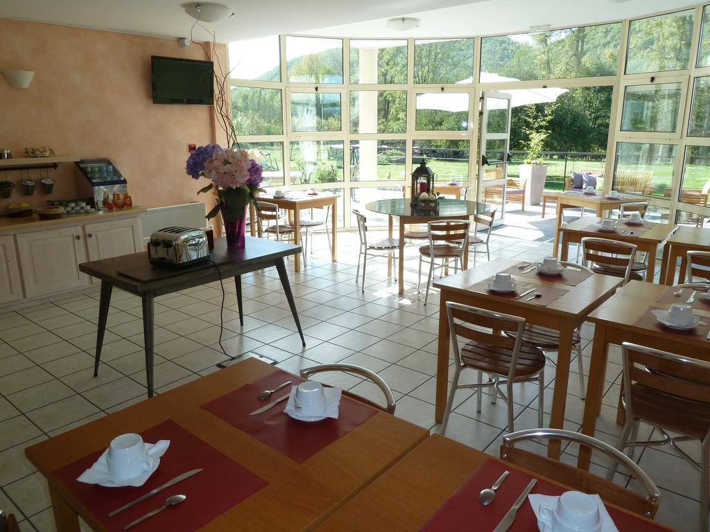 Hotel La Colombiere Cantal มัสซิแยค ภายนอก รูปภาพ